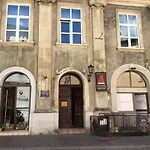 Gold Room